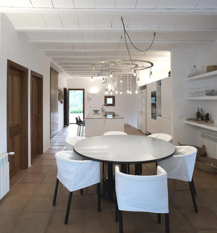 White House Ibiza Modernist Design Can Perez Sea Views Es Figueral サンタ・エウラリア・デス・リウ